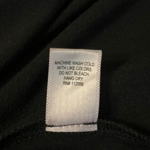 Shelia Rose Cuffed Short Sleeve Hi-Lo Tunic V-Neck Tee Shirt in Black Size Large - Picture 7 of 7